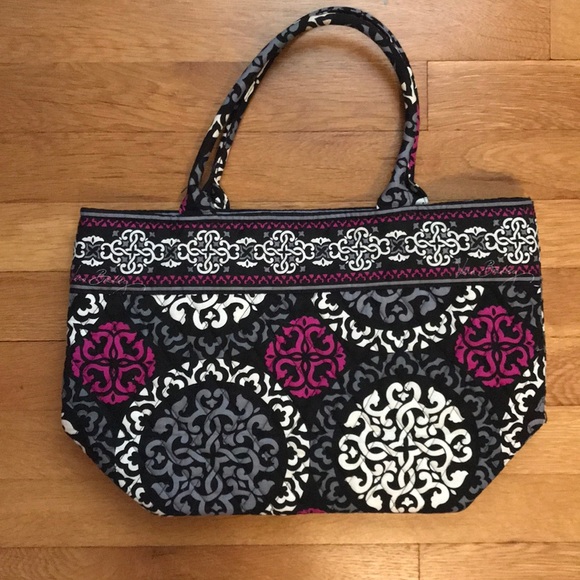 Vera Bradley Purse - Picture 1 of 5